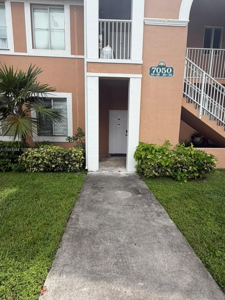 SHOMA HOMES AT COUNTRY CL · #108-11 in Hialeah - Photo 23