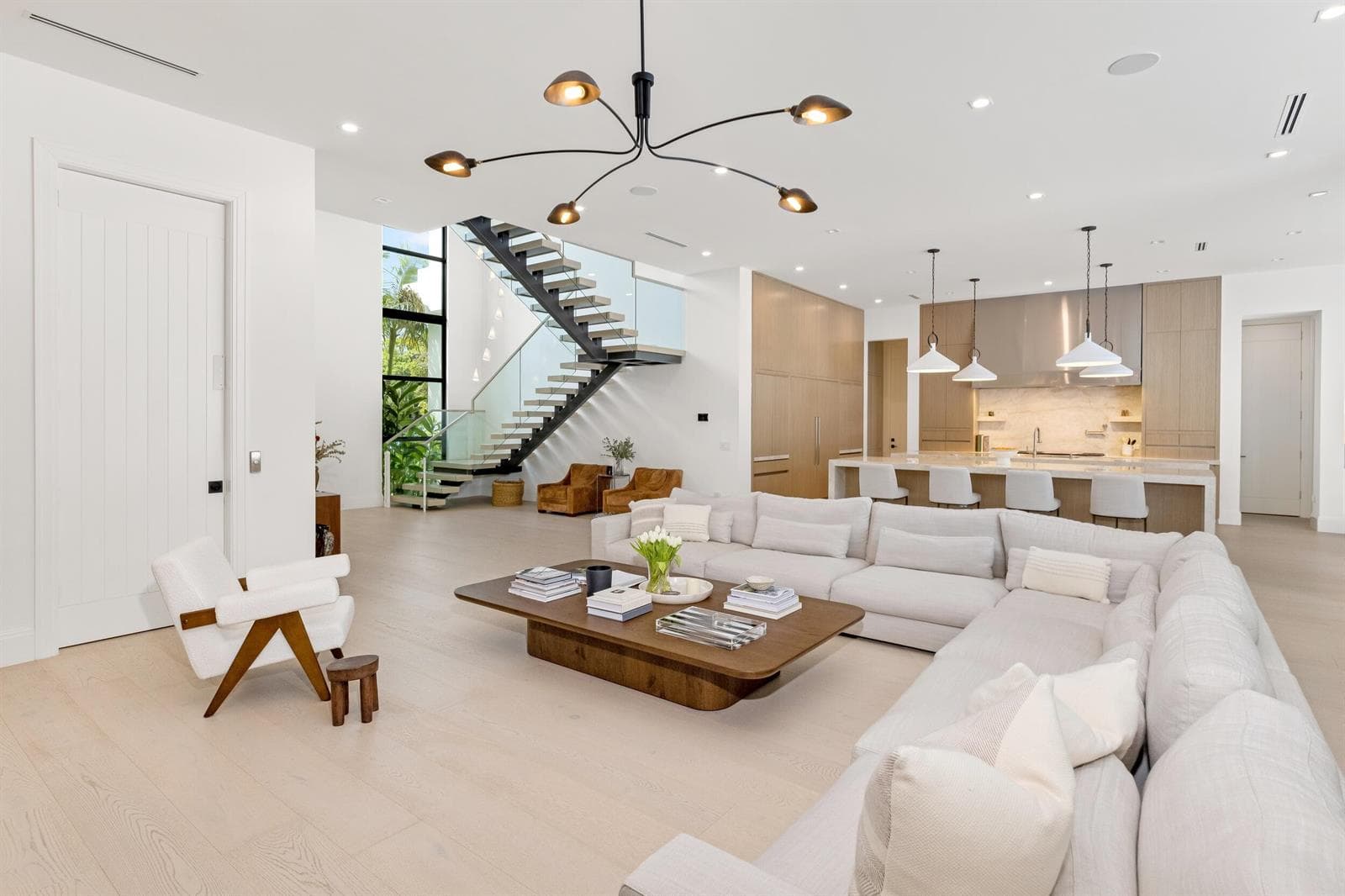 Living Area 5