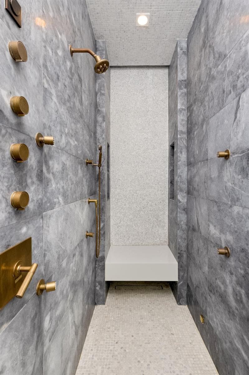 Master Bath HIS 4