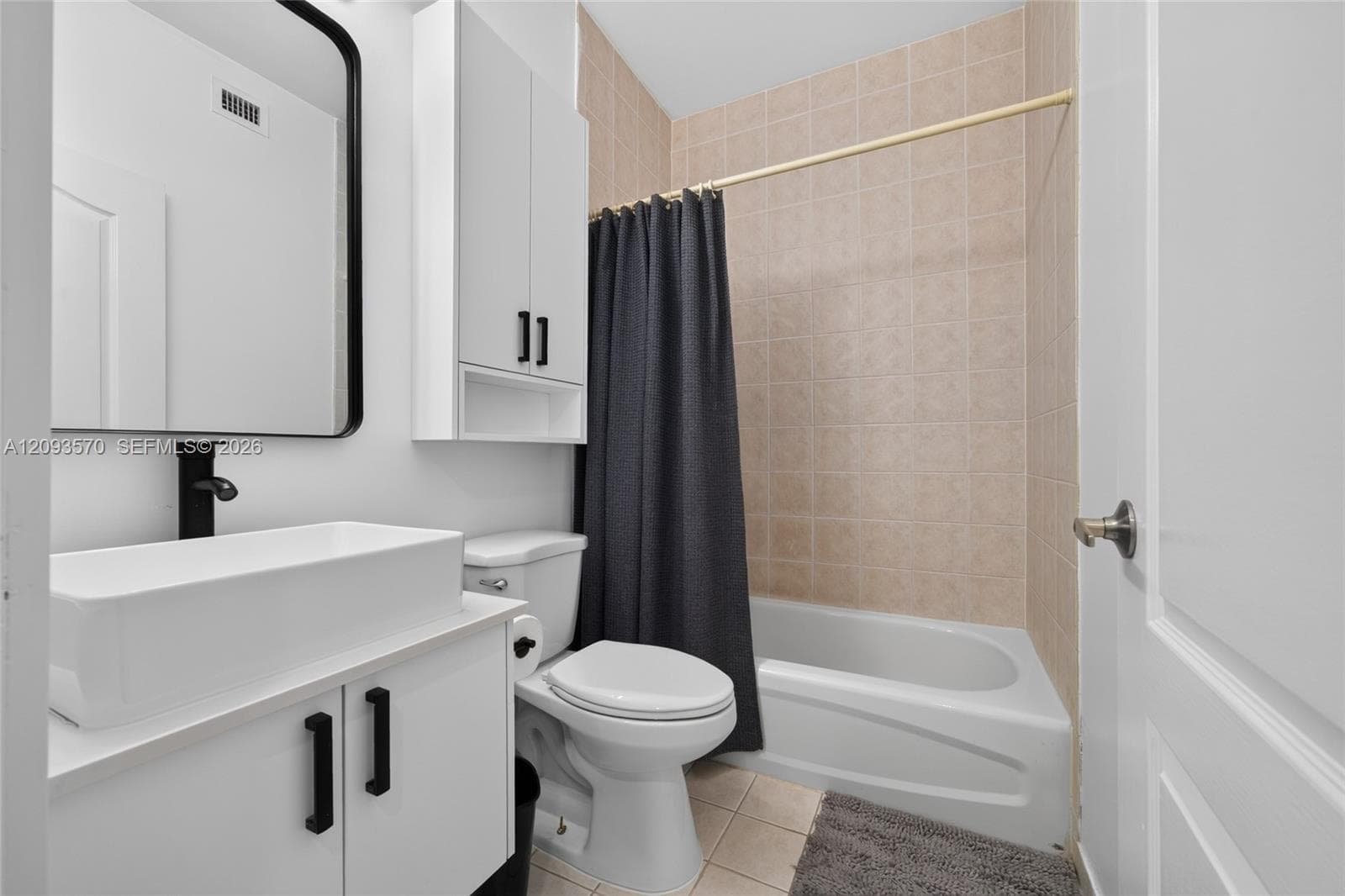 EGRET LAKES ESTATES SEC 2 in Miami - Photo 26