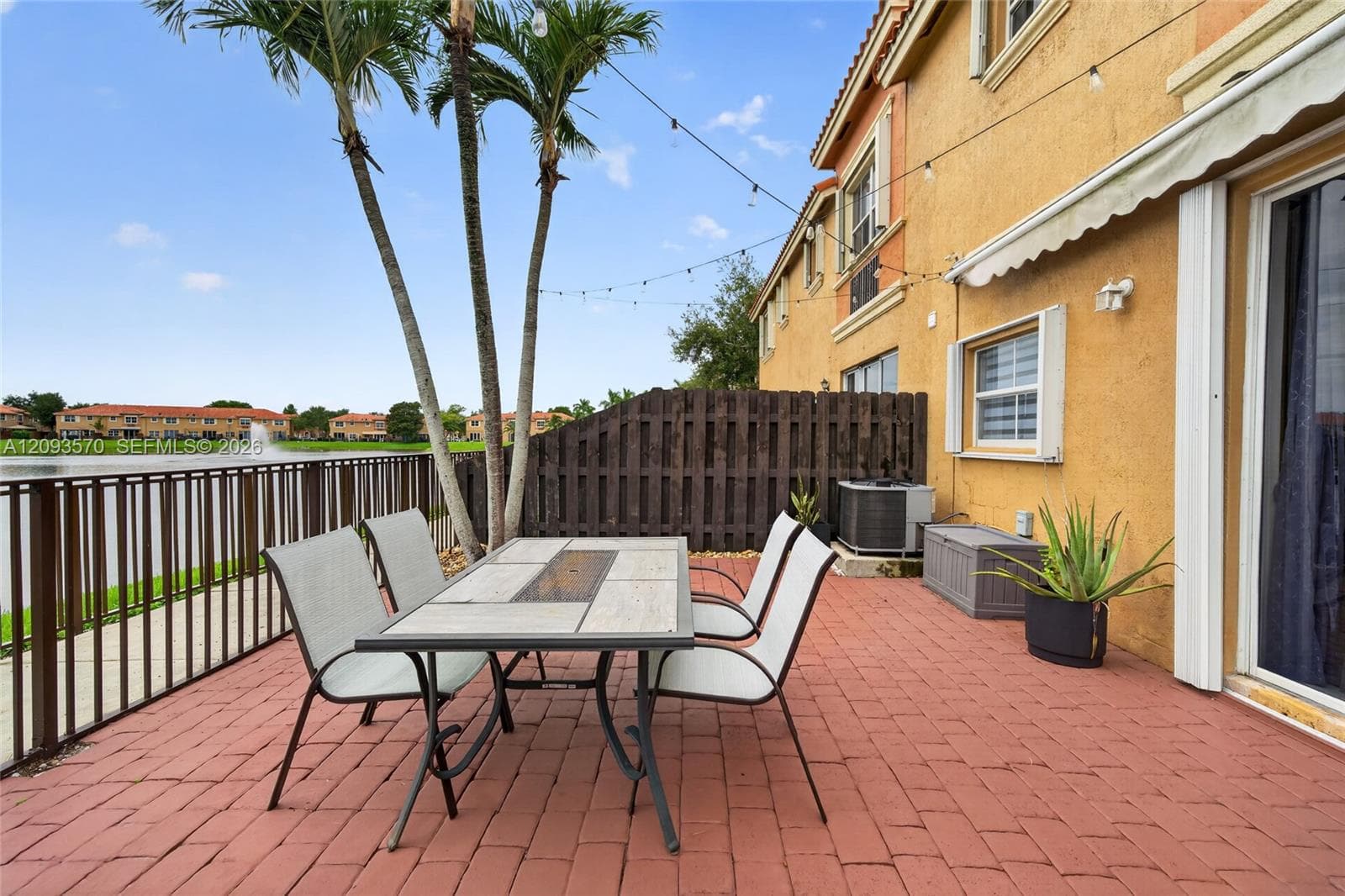 EGRET LAKES ESTATES SEC 2 in Miami - Photo 32