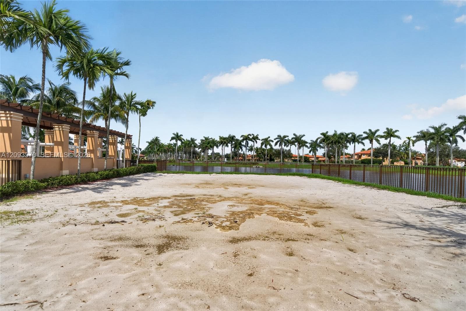 EGRET LAKES ESTATES SEC 2 in Miami - Photo 40