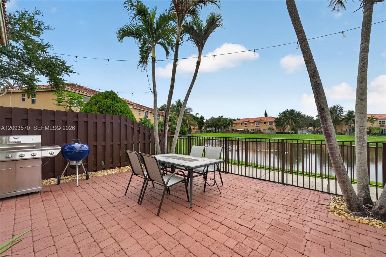 EGRET LAKES ESTATES SEC 2 in Miami - Photo 31