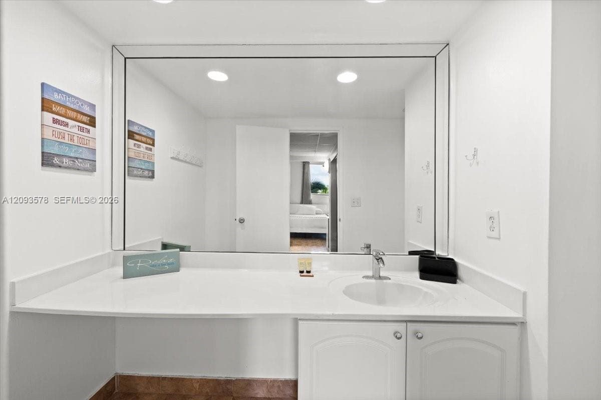 SIAN OCEAN RESIDENCES · #4C in Hollywood - Photo 11