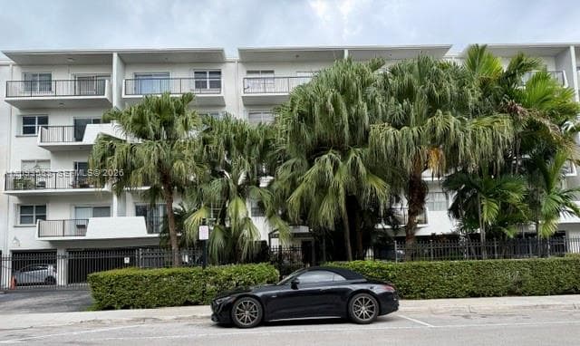 THE ISLES CONDO · #306 in Sunny Isles Beach - Photo 12