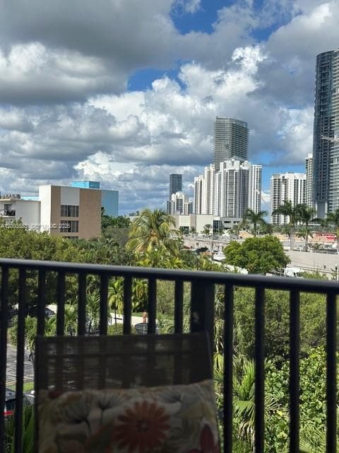 THE ISLES CONDO · #306 in Sunny Isles Beach - Photo 5