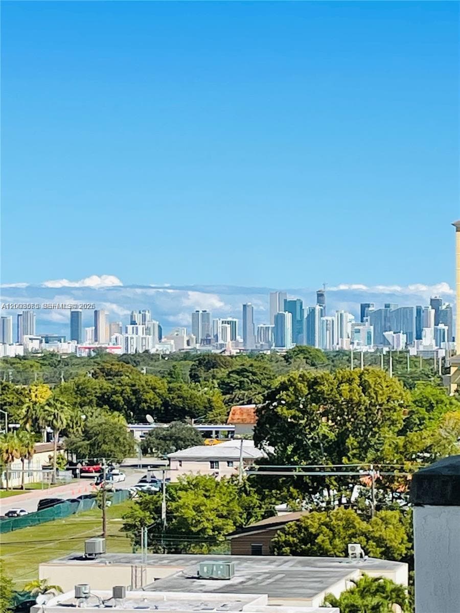 THE PONCE TOWER CONDO · #611 in Coral Gables - Photo 1