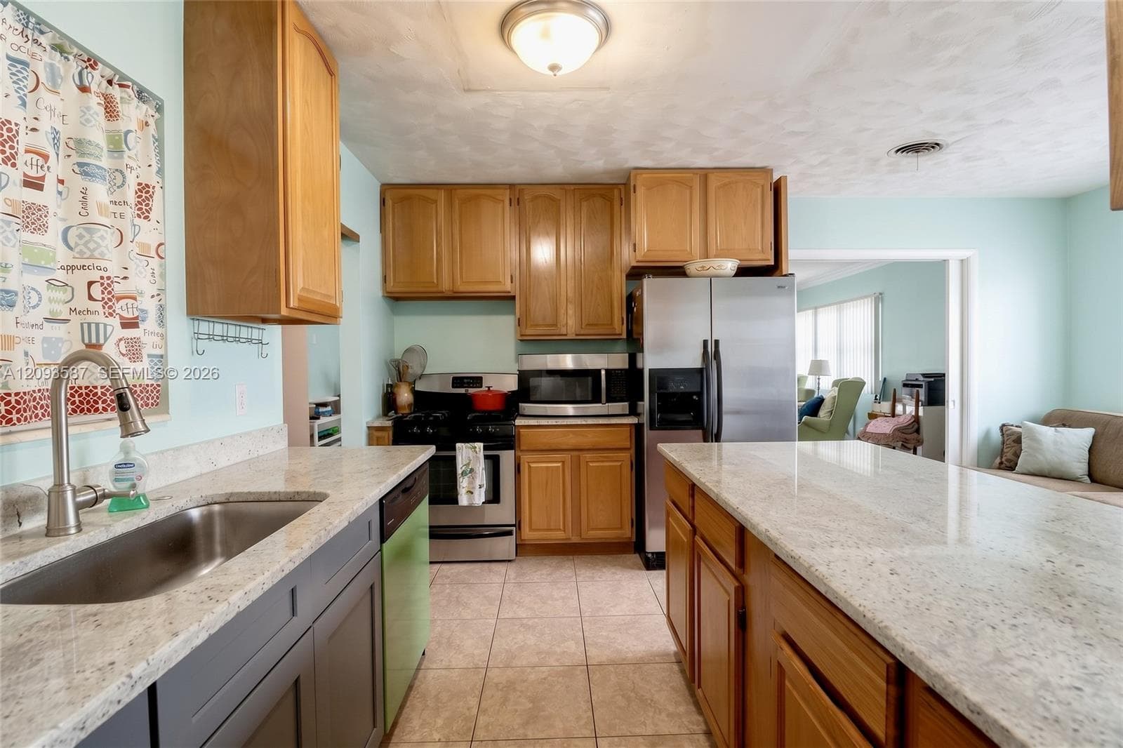 16020 SW 97th Ct photo 6
