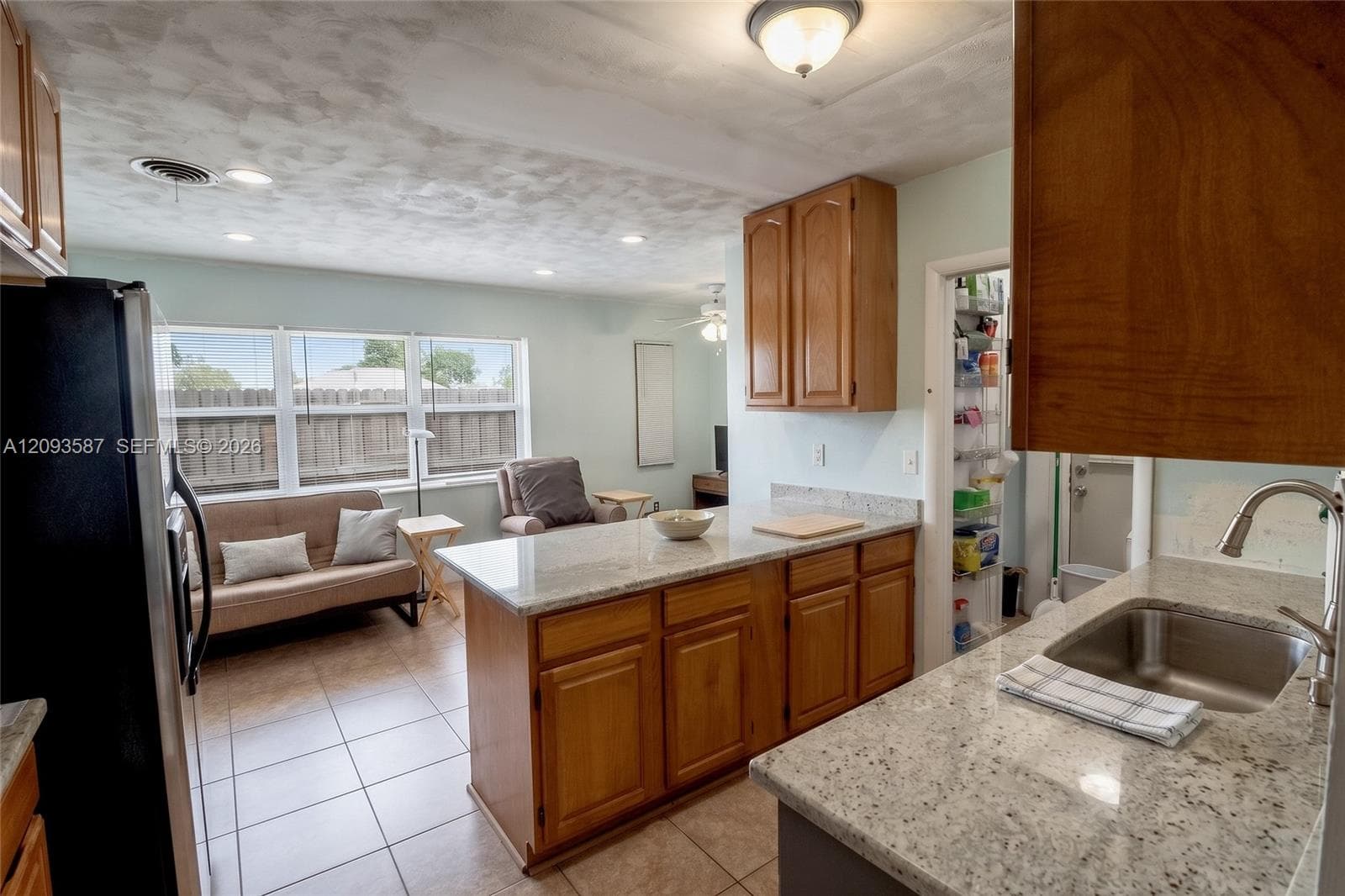 16020 SW 97th Ct photo 7