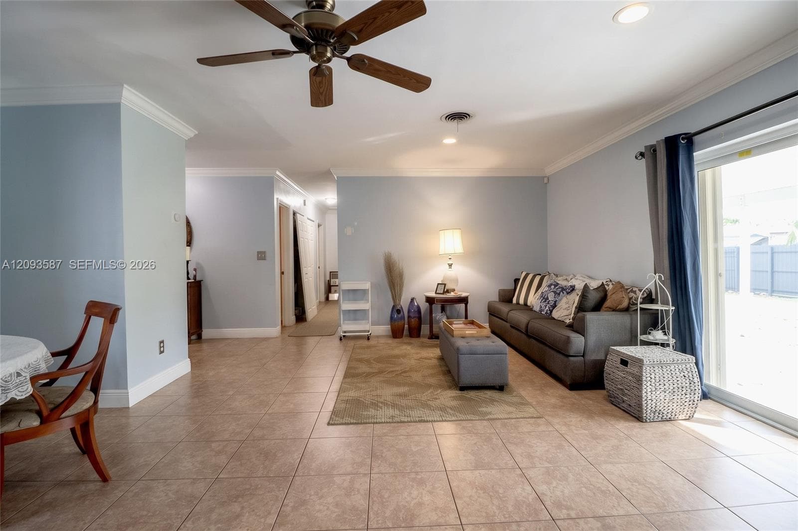 16020 SW 97th Ct photo 4