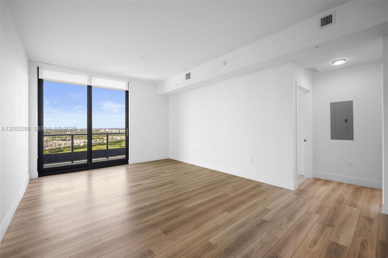 Mondrian Hallandale · #1907 in Hallandale Beach - Photo 6