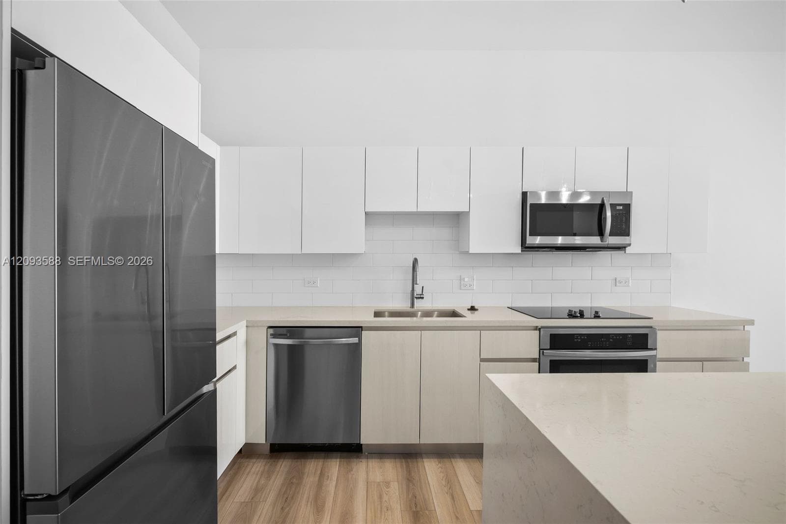 Mondrian Hallandale · #1907 in Hallandale Beach - Photo 13