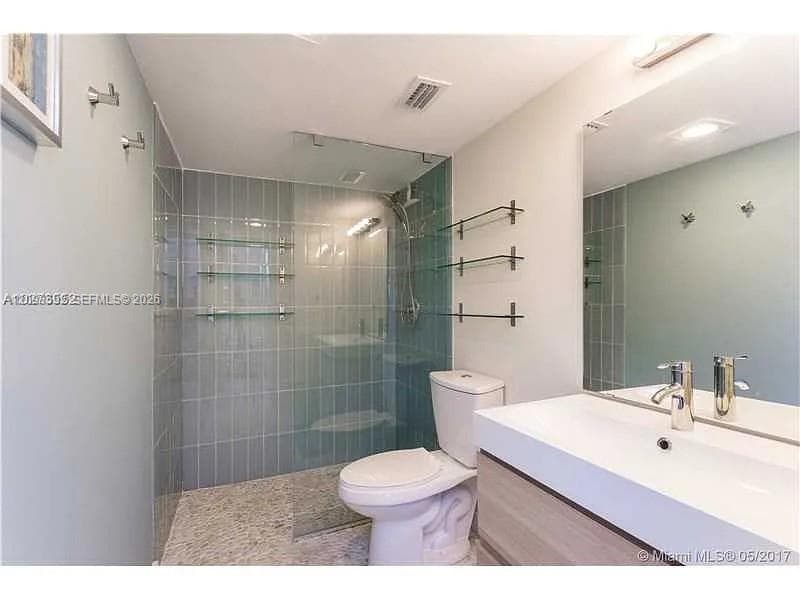 ADMIRAL TOWERS · #307 in Miami Beach - Photo 6