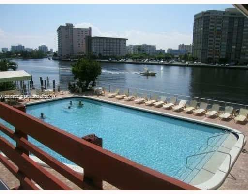 PLAZA TOWERS · #1202 in Hallandale Beach - Photo 46