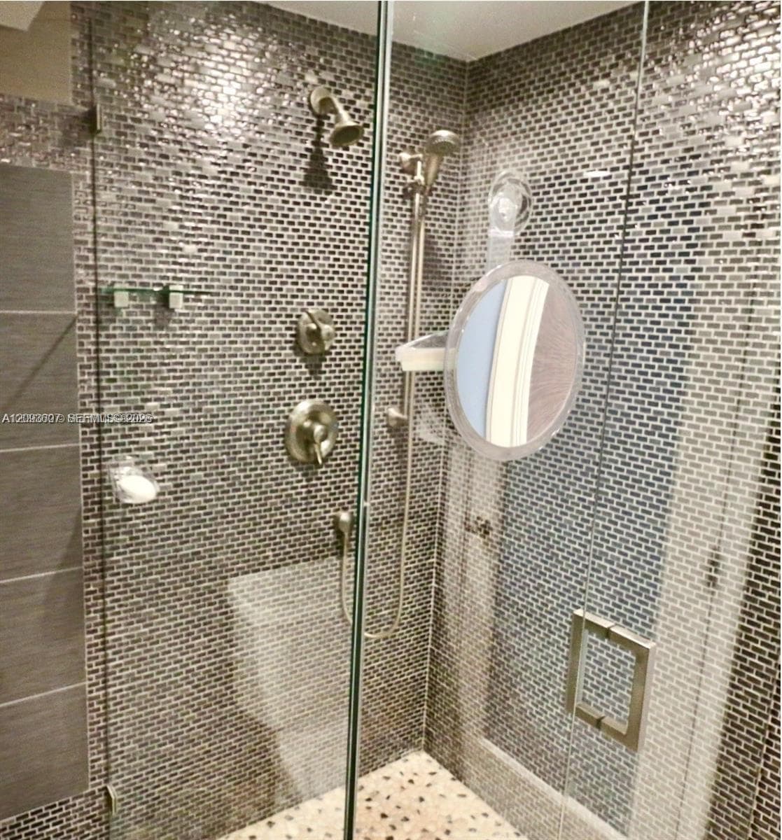 PLAZA TOWERS · #1202 in Hallandale Beach - Photo 16