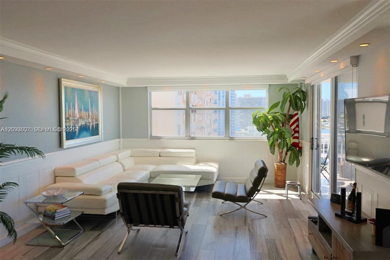 PLAZA TOWERS · #1202 in Hallandale Beach - Photo 34