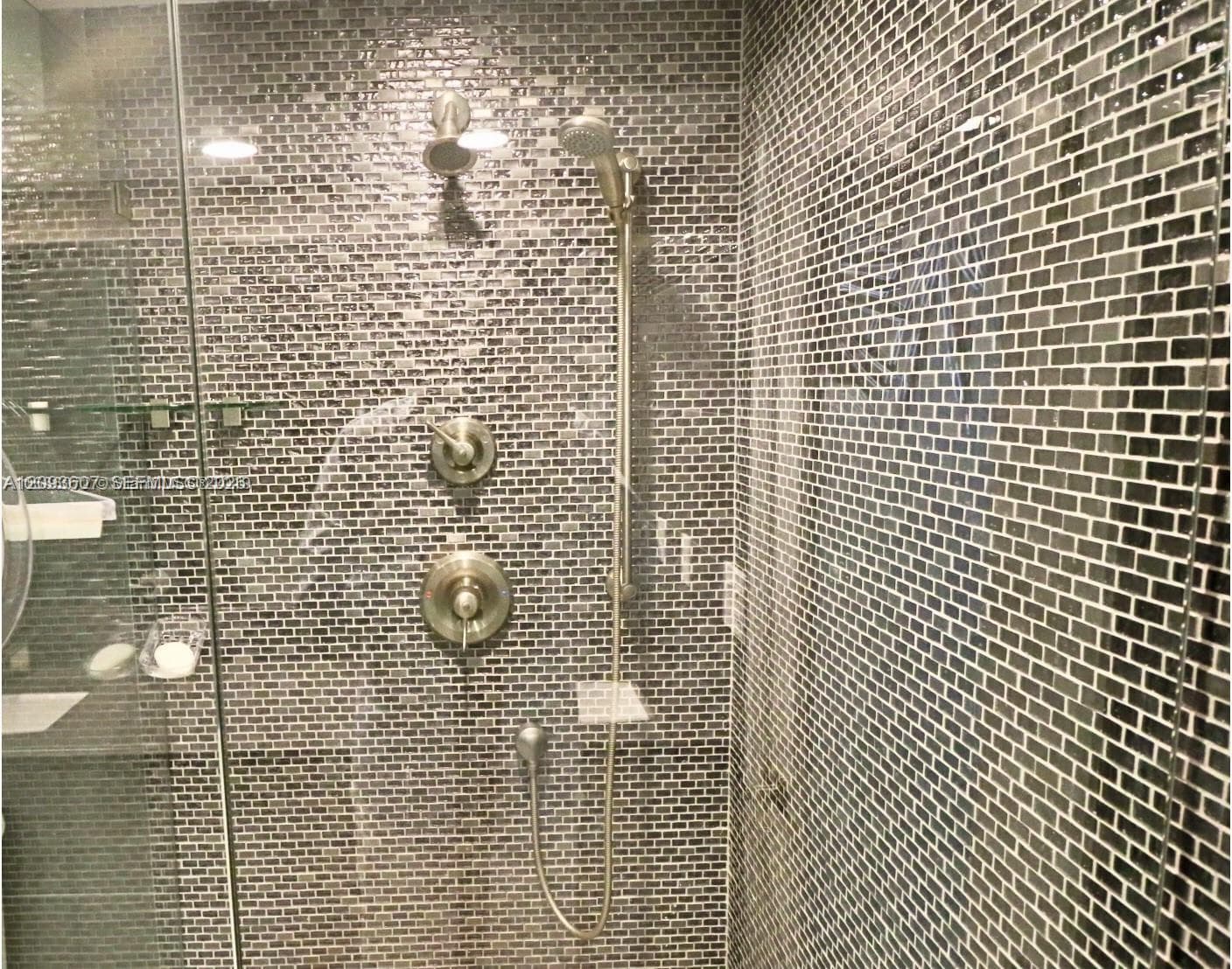 PLAZA TOWERS · #1202 in Hallandale Beach - Photo 14