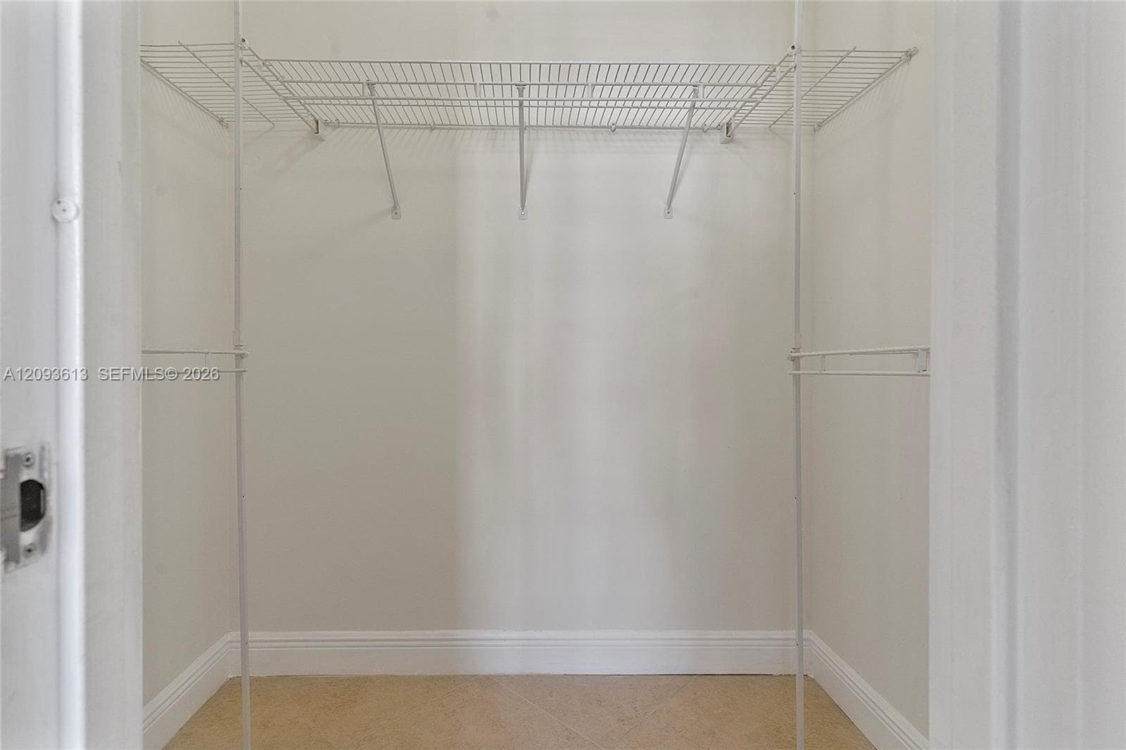 ARLEN BEACH CONDO · #1007 in Miami Beach - Photo 35