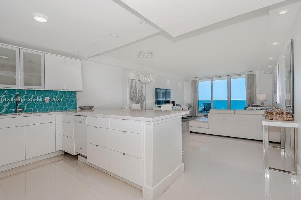 Roney Palace · #1424 in Miami Beach - Photo 6