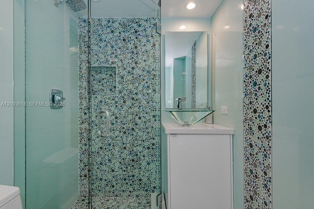 Roney Palace · #1424 in Miami Beach - Photo 16