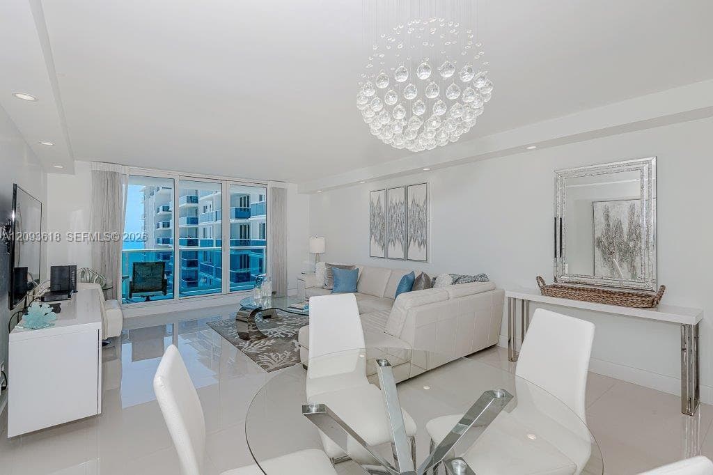 Roney Palace · #1424 in Miami Beach - Photo 3