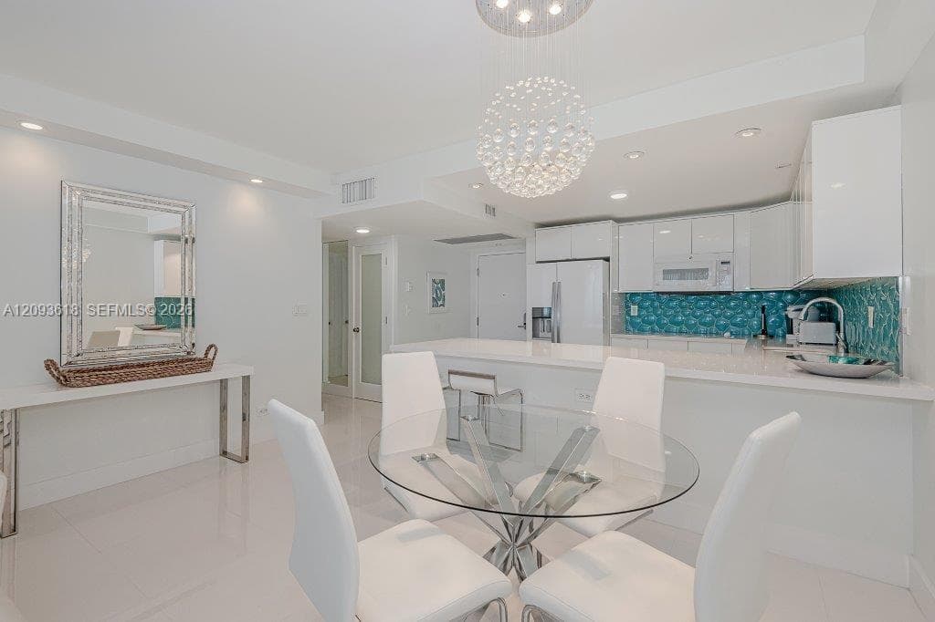 Roney Palace · #1424 in Miami Beach - Photo 9