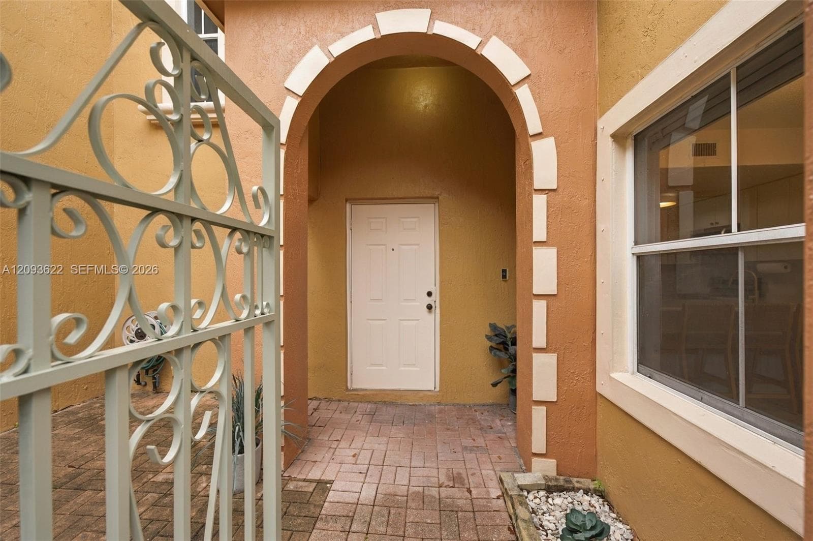 VILLA VIZCAYA CONDO · #1406 in Miami Lakes - Photo 5