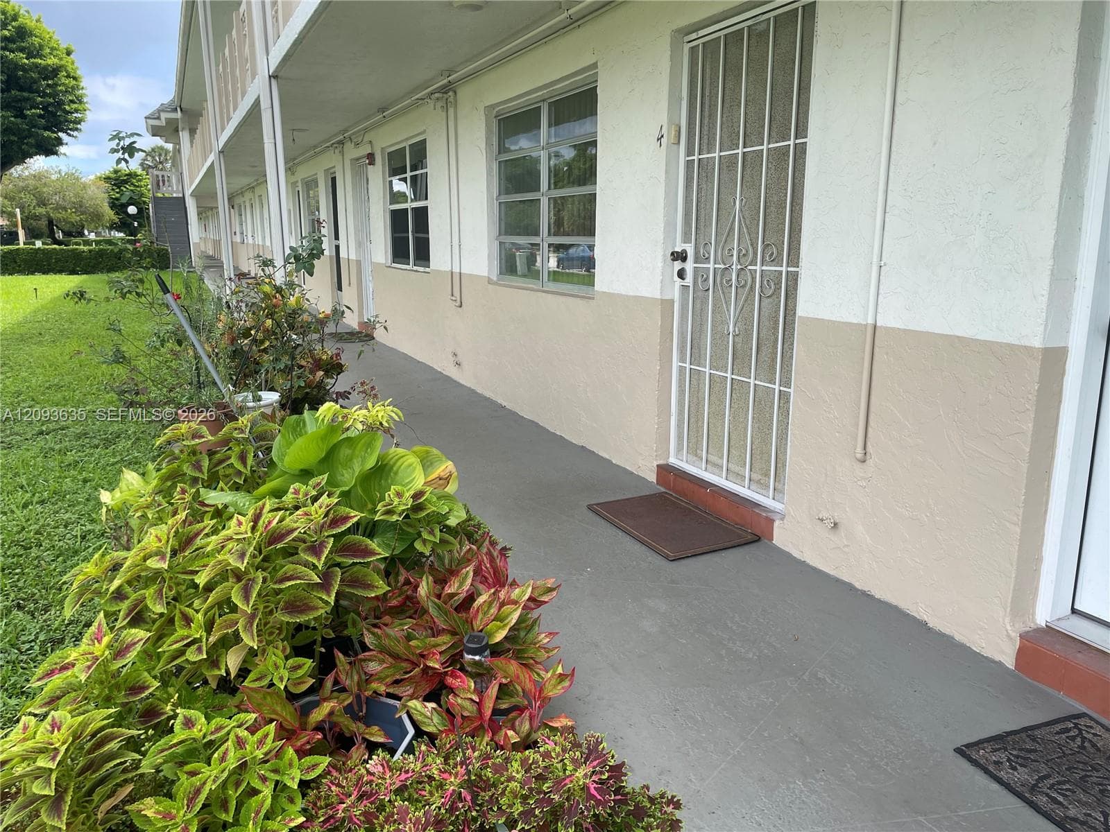 RO-MONT SOUTH GREEN CONDO · #S4 in Miami Gardens - Photo 3