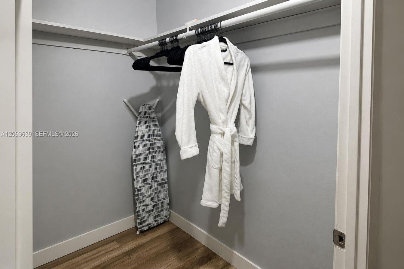 OCEAN VIEW TOWERS CONDO · #1106 in Hallandale Beach - Photo 5