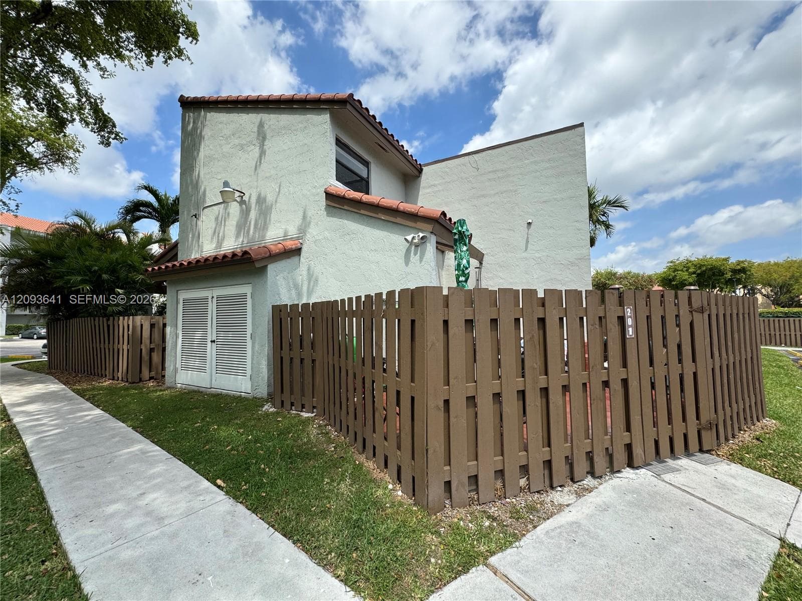 10307 NW 9th St Cir # 15 #201-15 photo 1