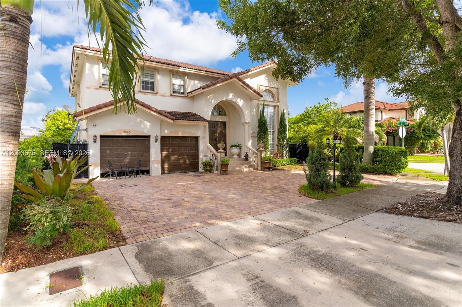 3085 SW 148th Ave photo 2