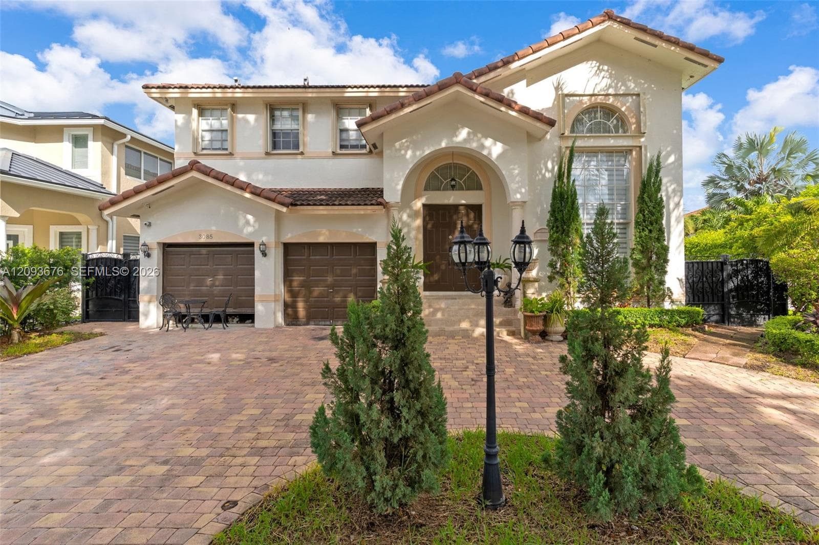 3085 SW 148th Ave photo 1