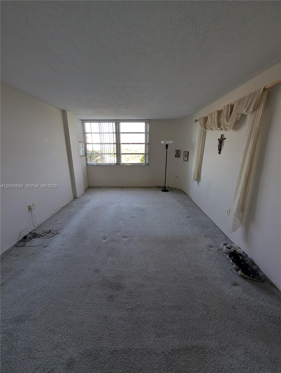 MAJORCA TOWERS CONDO · #502 in North Miami - Photo 7