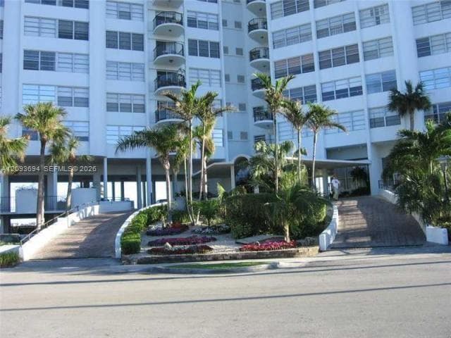MAJORCA TOWERS CONDO · #502 in North Miami - Photo 39