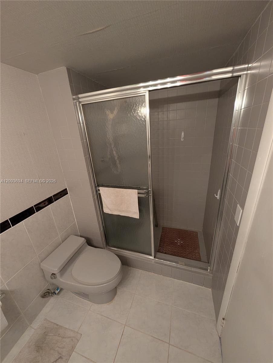 MAJORCA TOWERS CONDO · #502 in North Miami - Photo 8