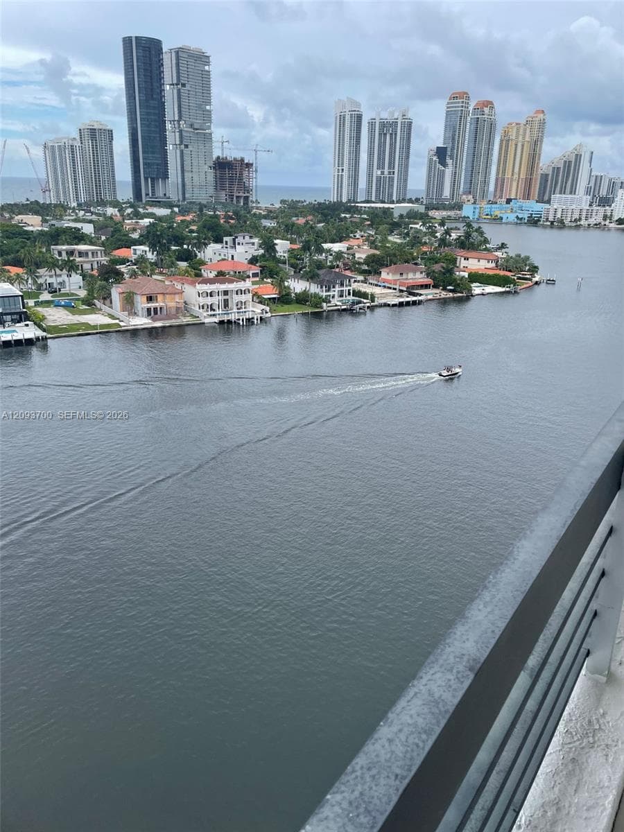 Mystic Pointe Tower 200 · #1612 in Aventura - Photo 5