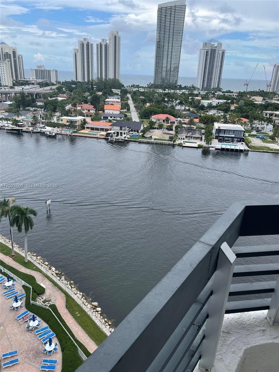 Mystic Pointe Tower 200 · #1612 in Aventura - Photo 4