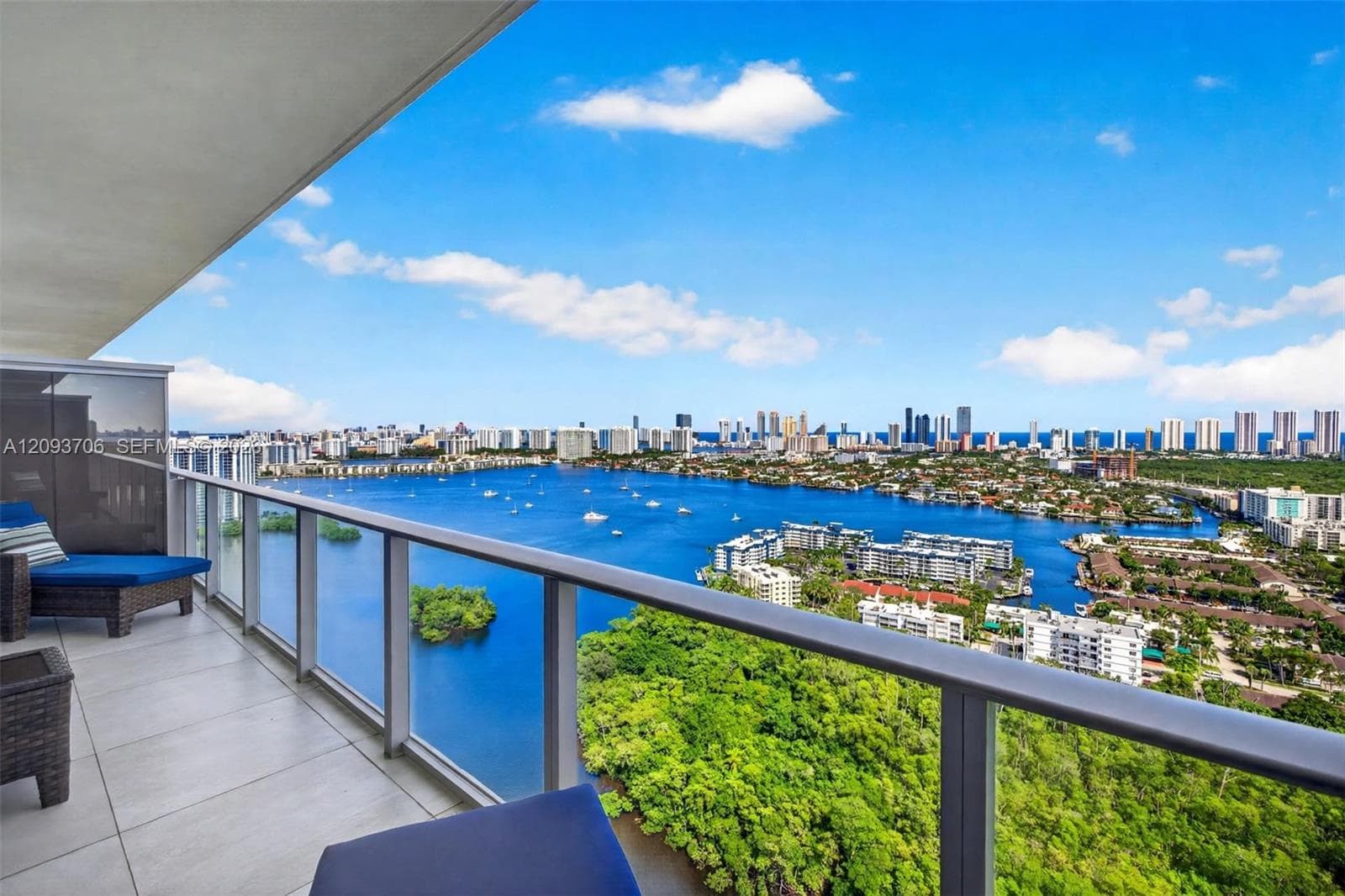 THE HARBOUR SOUTH · #LPH17 in North Miami Beach - Photo 3