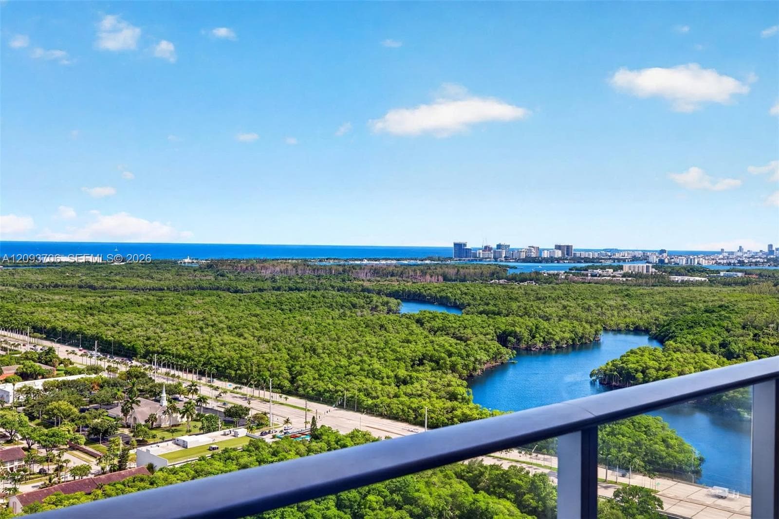 THE HARBOUR SOUTH · #LPH17 in North Miami Beach - Photo 10