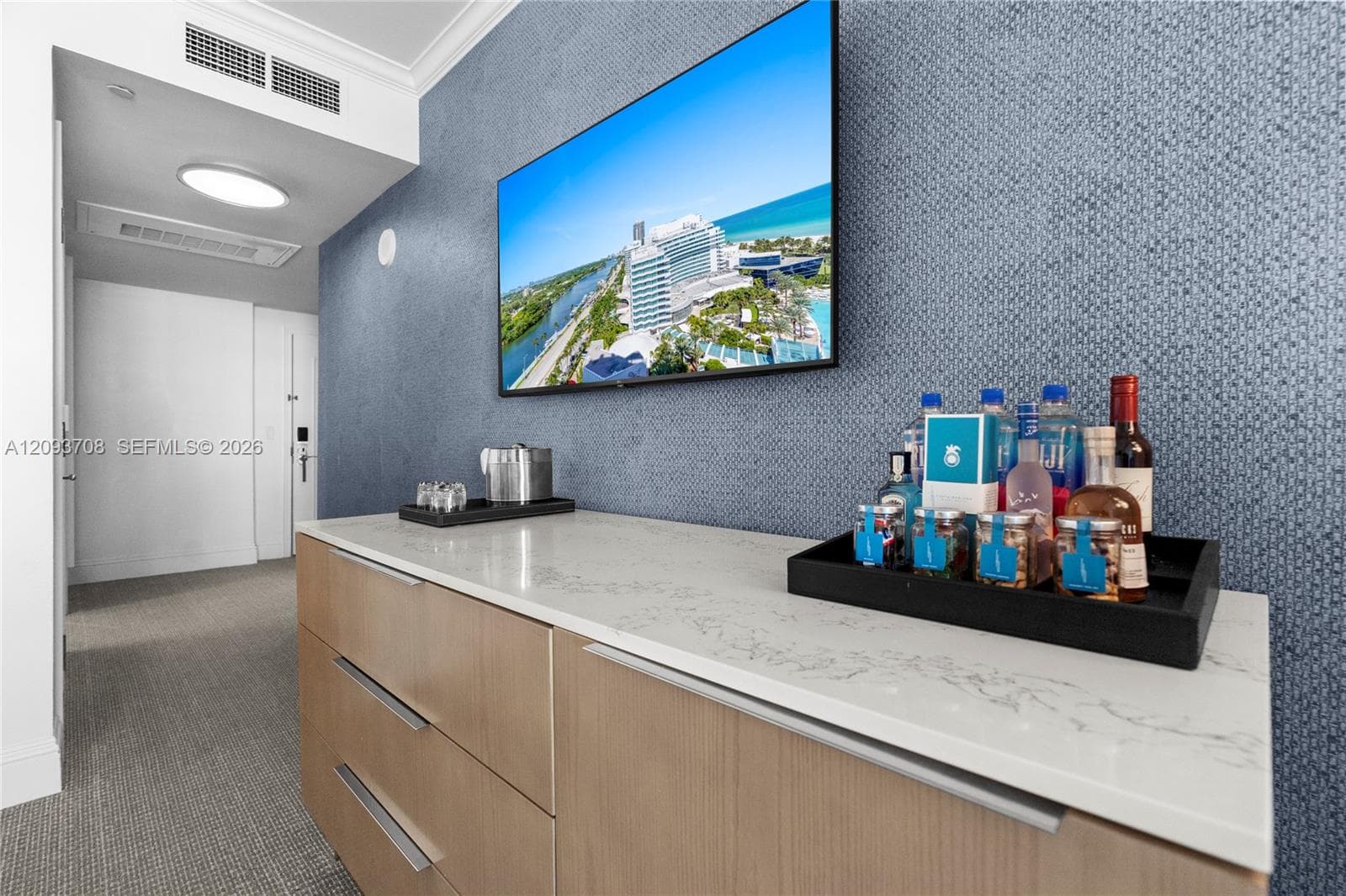 Fontainebleau Tresor · #1709 in Miami Beach - Photo 17