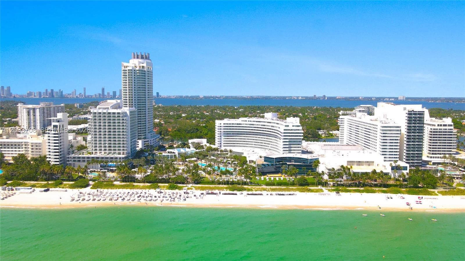 Fontainebleau Tresor · #1709 in Miami Beach - Photo 28