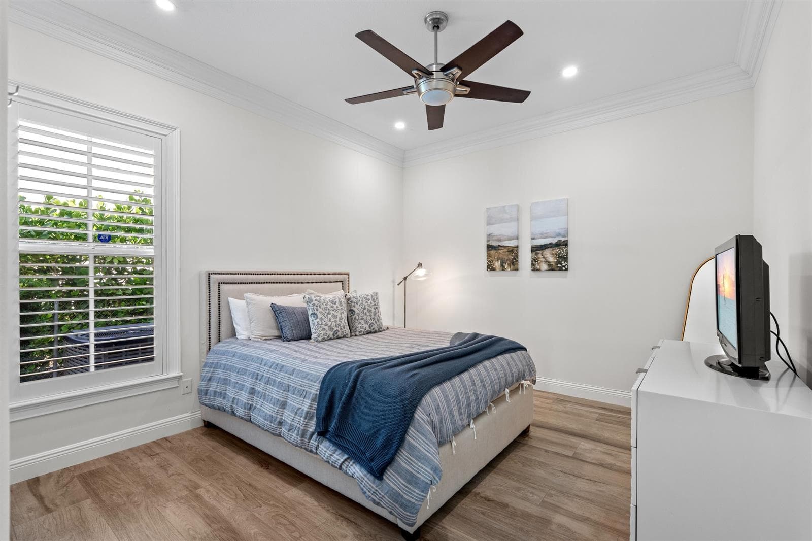 BEDROOM_3