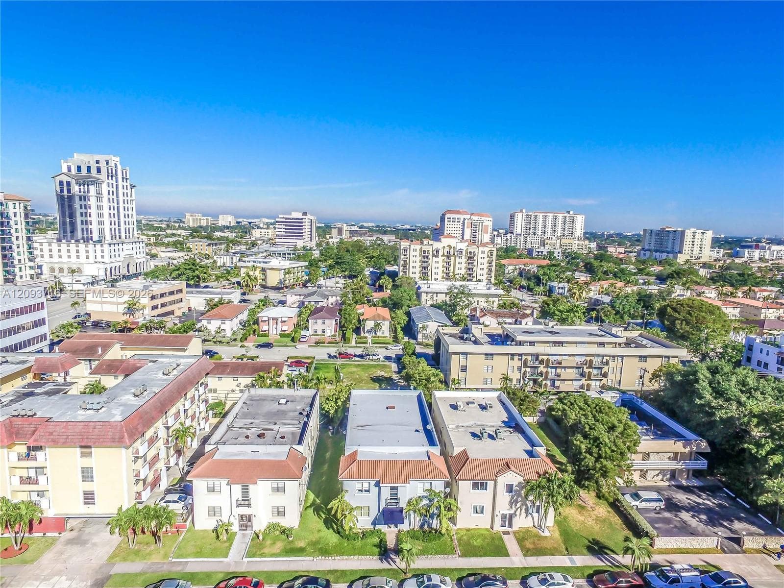 MENORES CONDO · #8A in Coral Gables - Photo 3