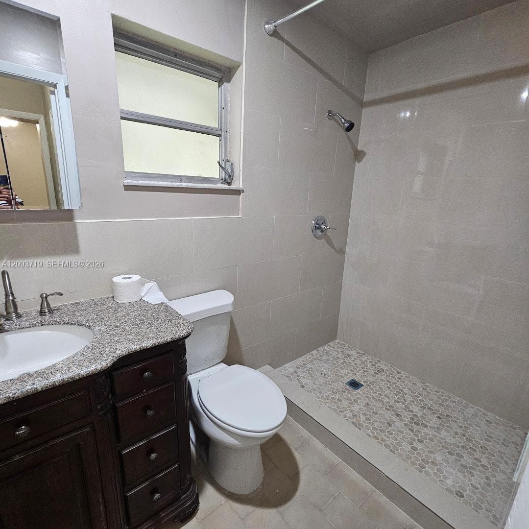 1051 SW 72nd Ct photo 27