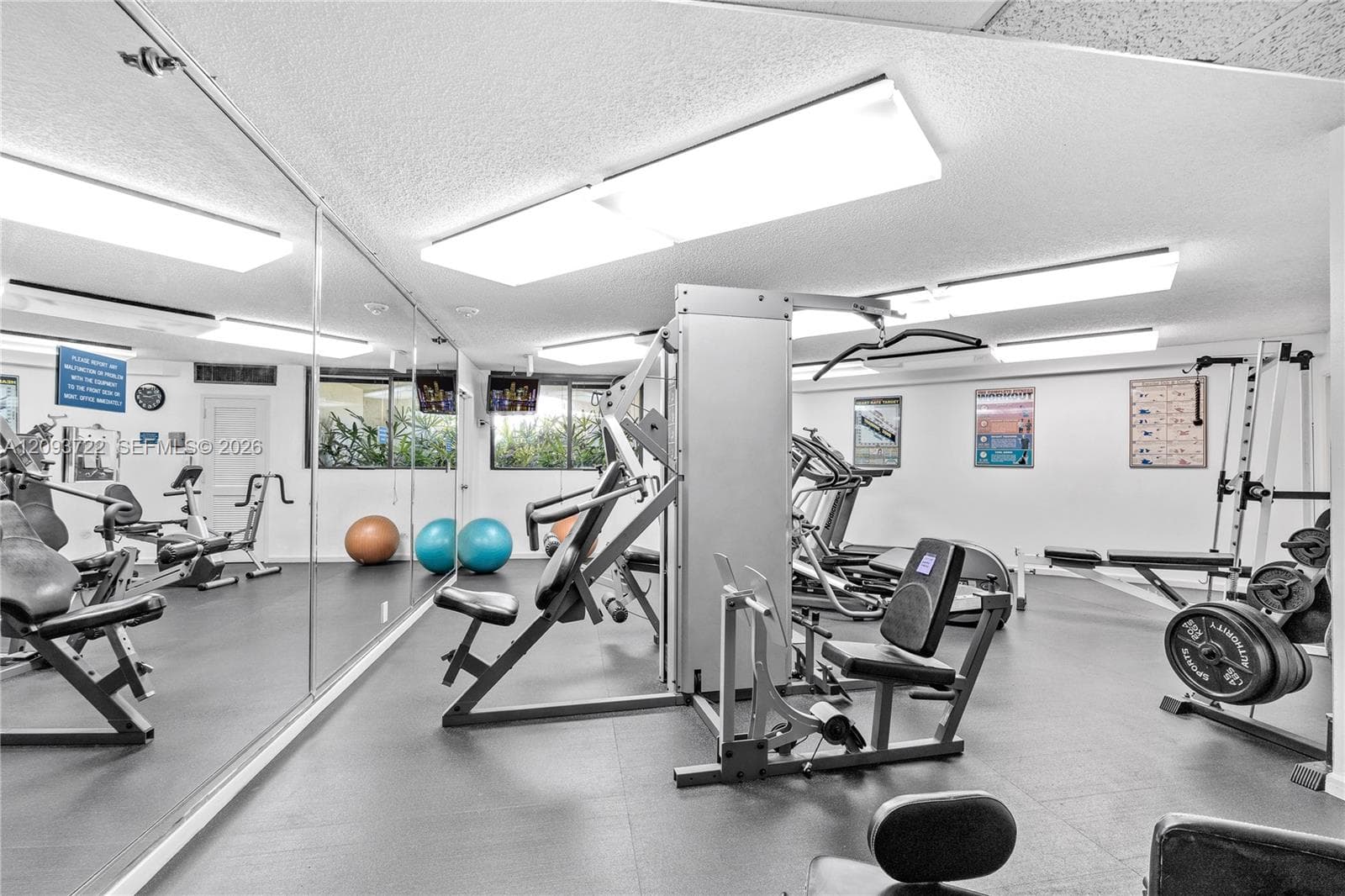 OCEAN LANE PLAZA CONDO · #807 in Key Biscayne - Photo 20