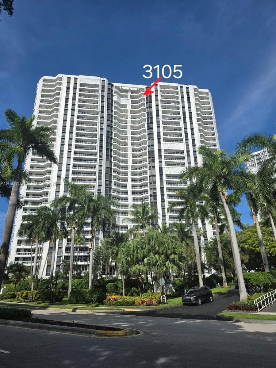 THE POINT · #3105 in Aventura - Photo 36