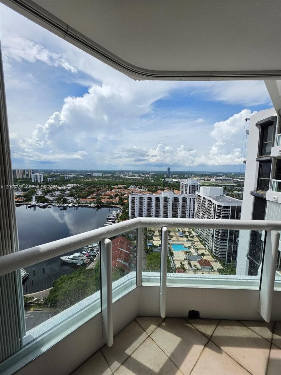 THE POINT · #3105 in Aventura - Photo 29