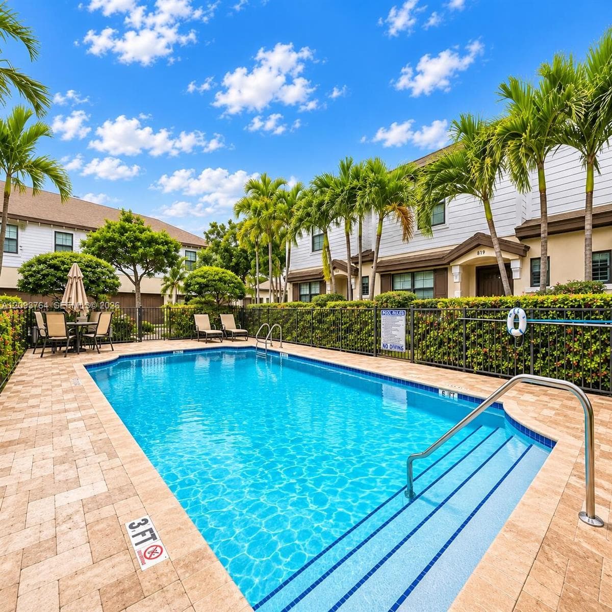 841 S Ocean Blvd photo 4