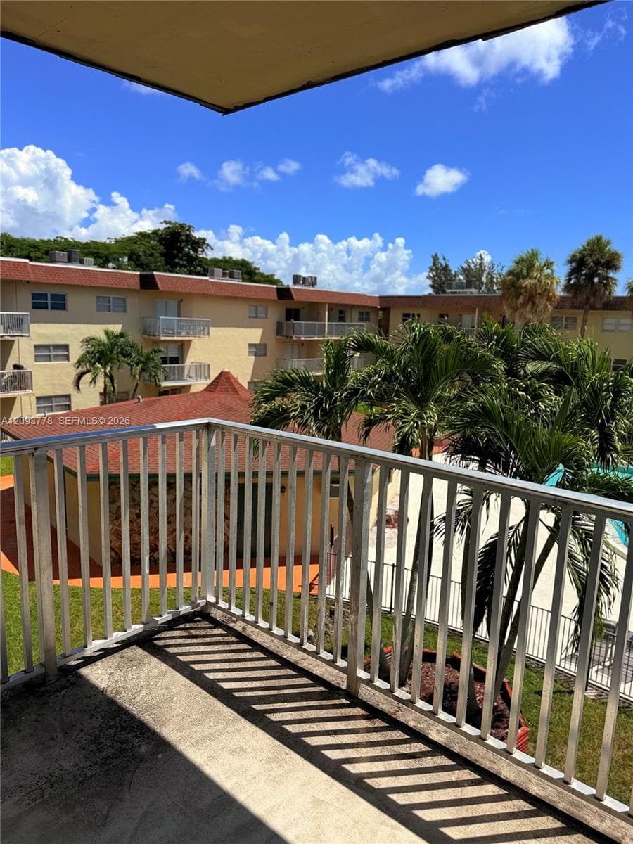 DADELAND PARK CONDO · #305 in Miami - Photo 13