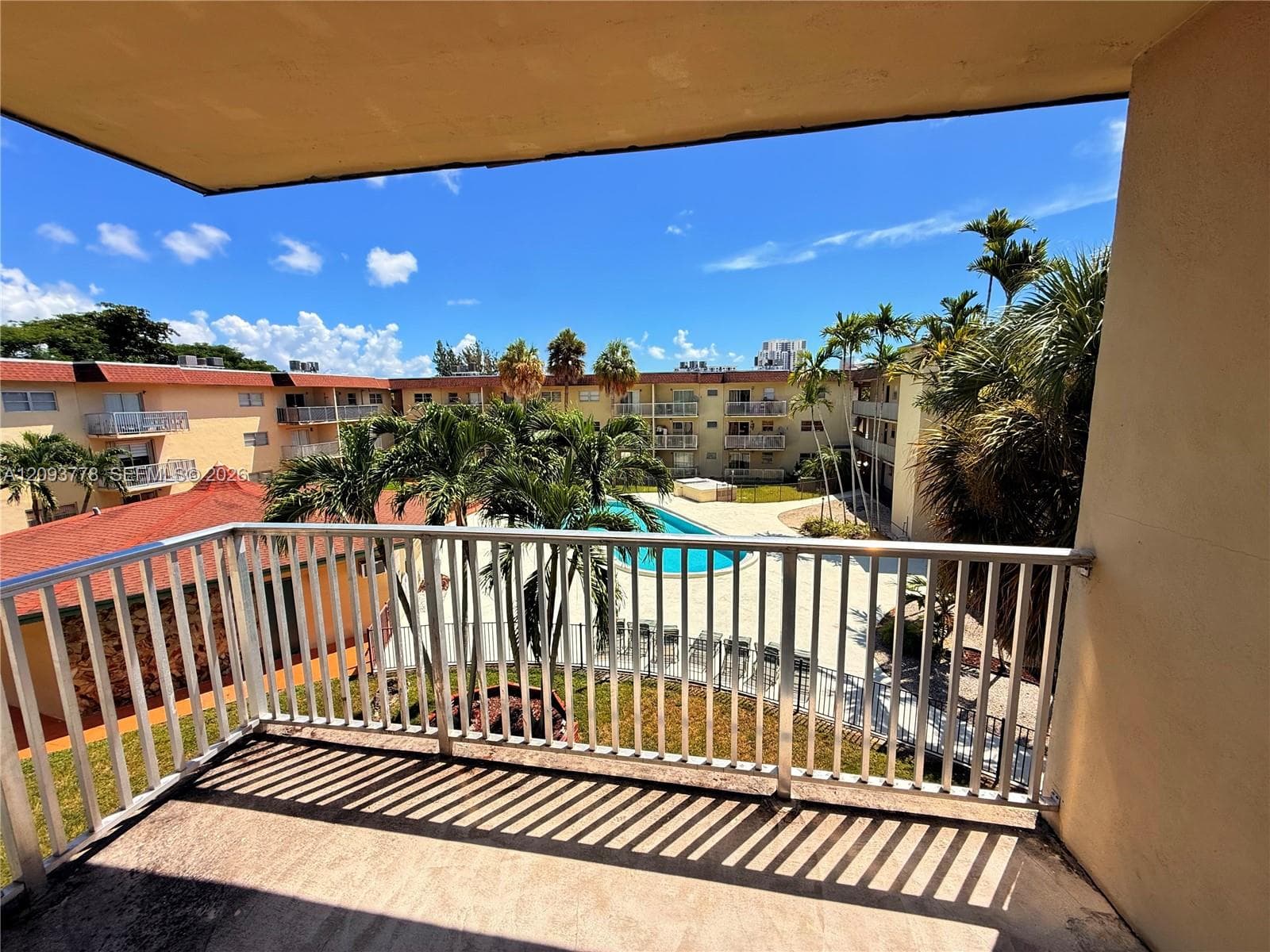 DADELAND PARK CONDO · #305 in Miami - Photo 12